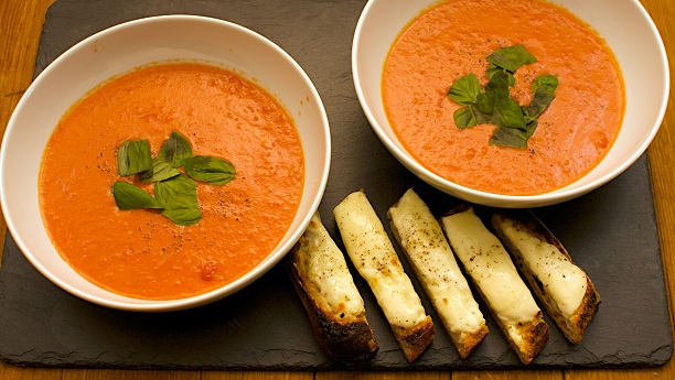 1568984067Garlic-Tomato-Soup.jpg